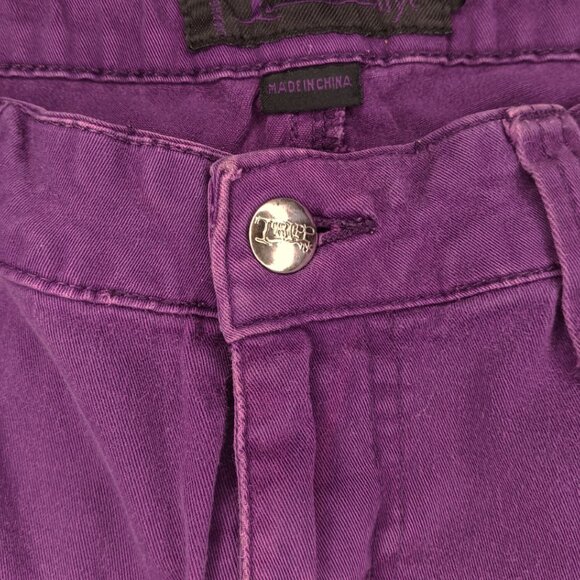 Tripp NYC Juniors Size 11 Capri Jeans Cut Off Purple Skull Stud Zipper - Picture 7 of 13